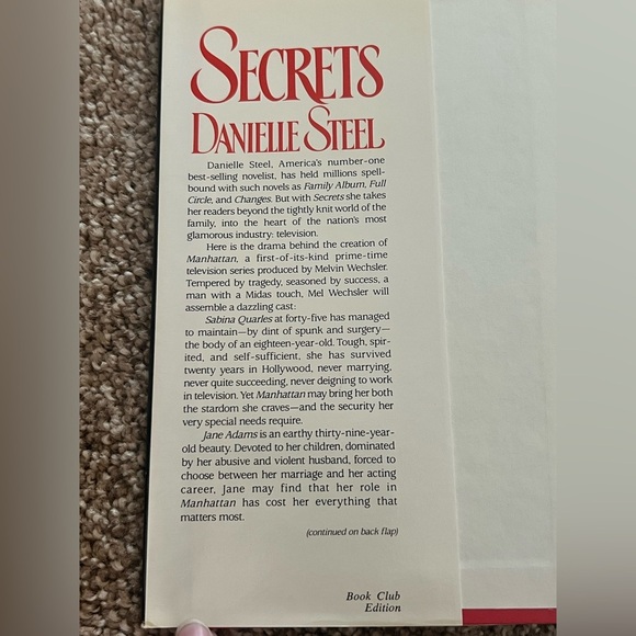 Danielle Steel, Secrets, Hardcover Book Club Edition 1985 - Picture 3 of 5